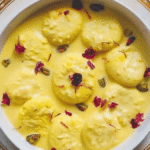 Rasmalai Recipe: घर पर मौजूद सामग्री से झटपट बनाएं शानदार रसमलाई